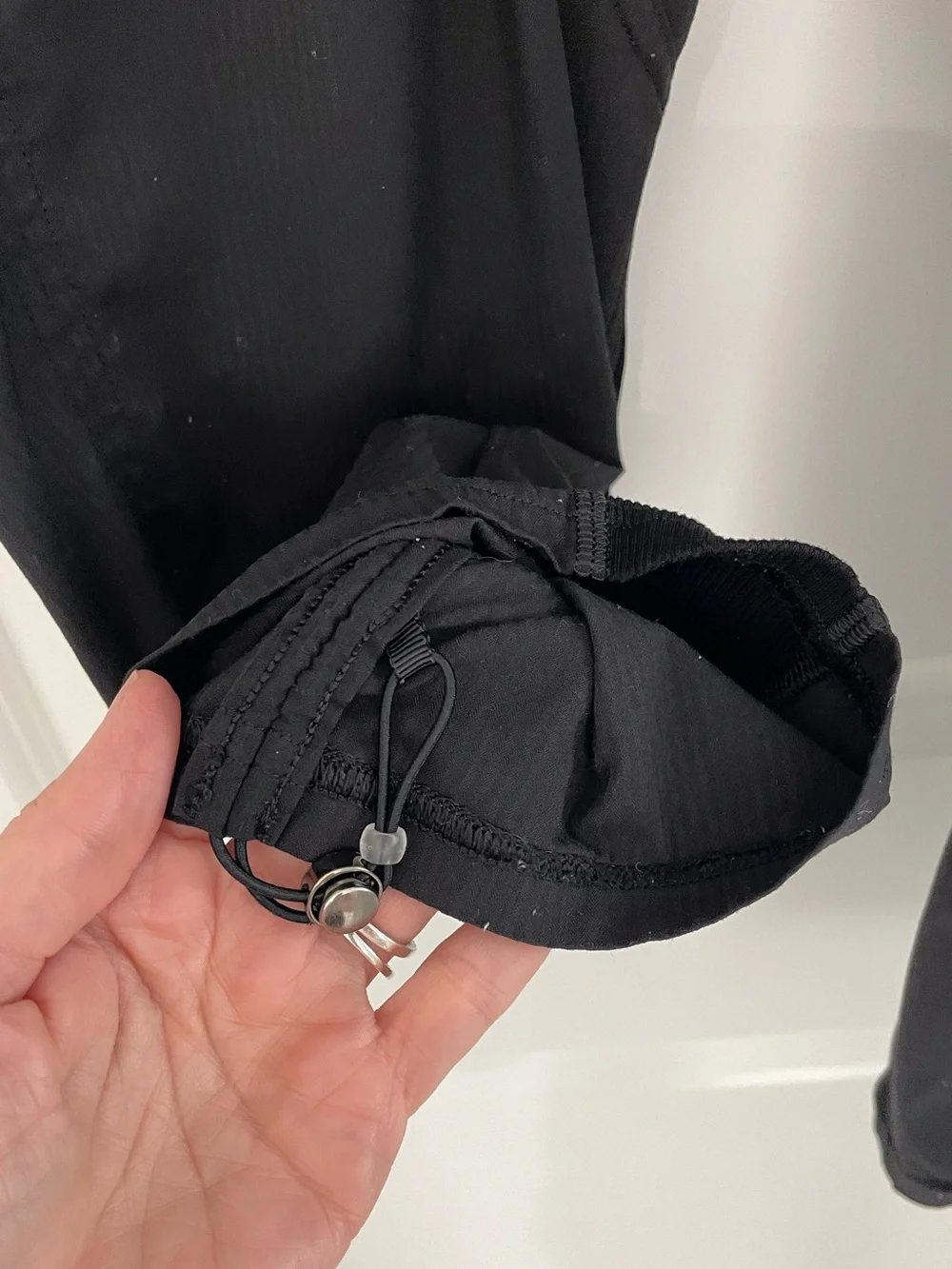Lululemon Dance Studio Pants Mid-Rise 25” Crop Black casual Athleisure. Sk24